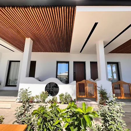 Han/Misafirhane Happy